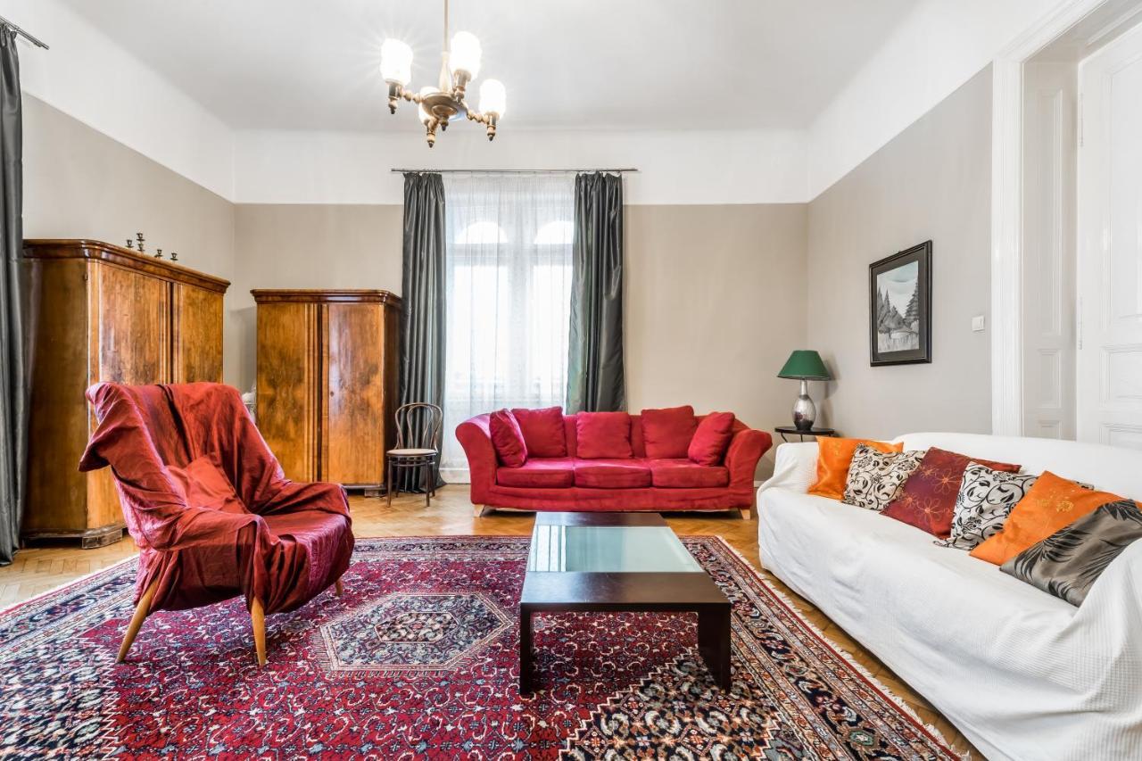 Berta - 4 Bedrooms, 3 Baths Budapest Exteriör bild