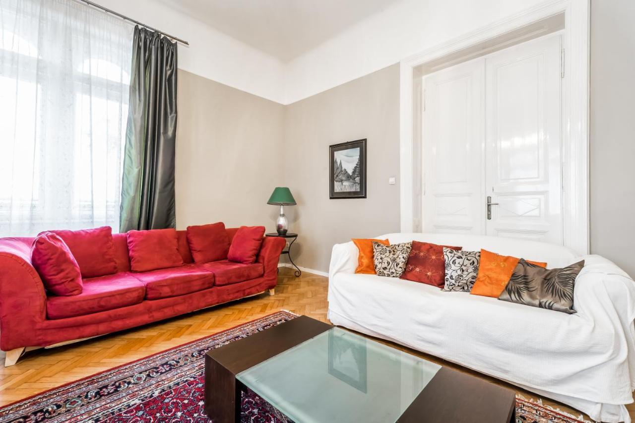 Berta - 4 Bedrooms, 3 Baths Budapest Exteriör bild