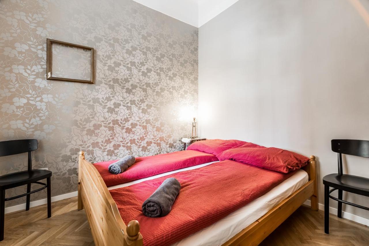 Berta - 4 Bedrooms, 3 Baths Budapest Exteriör bild