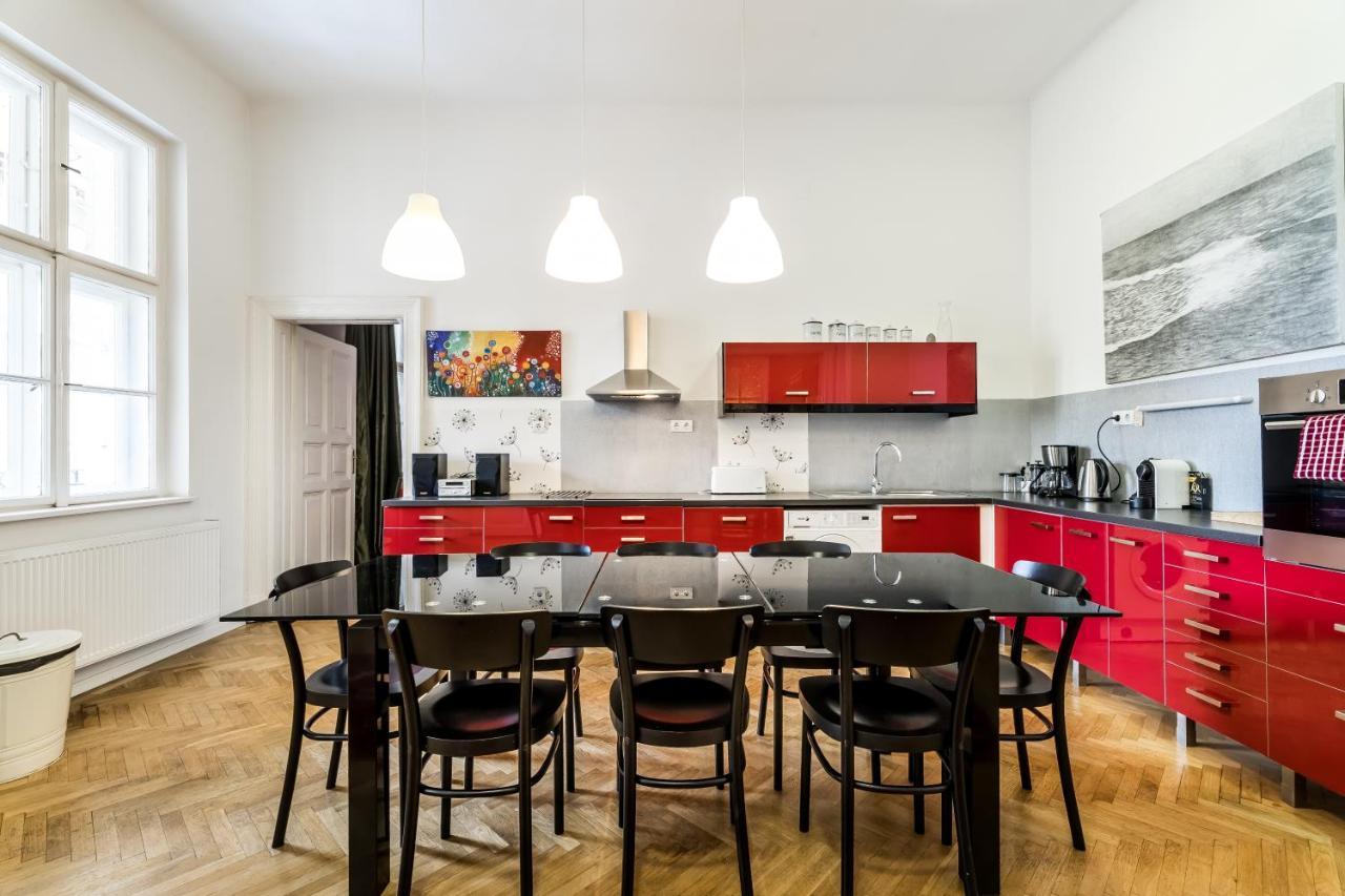 Berta - 4 Bedrooms, 3 Baths Budapest Exteriör bild