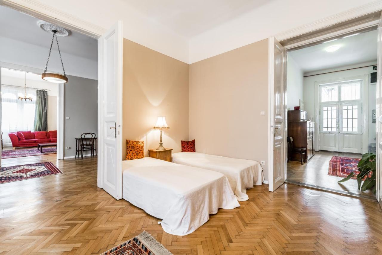 Berta - 4 Bedrooms, 3 Baths Budapest Exteriör bild